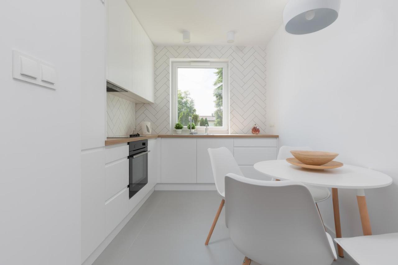 Nowe Bemowo Apartment By Renters Warschau Exterior foto